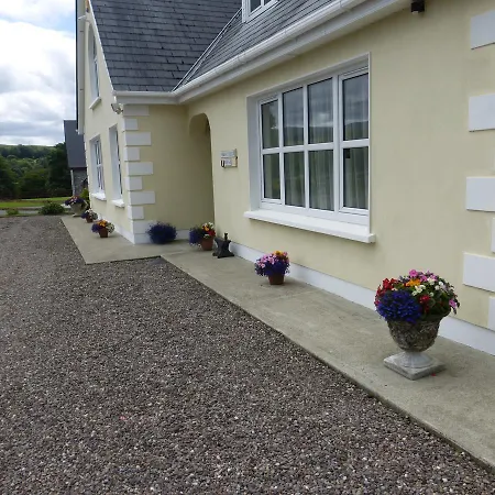 ベッド・アンド・ブレックファスト Forgefield House