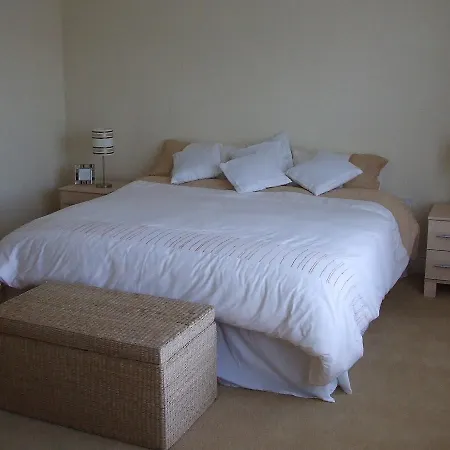 Forgefield House * ケンメア